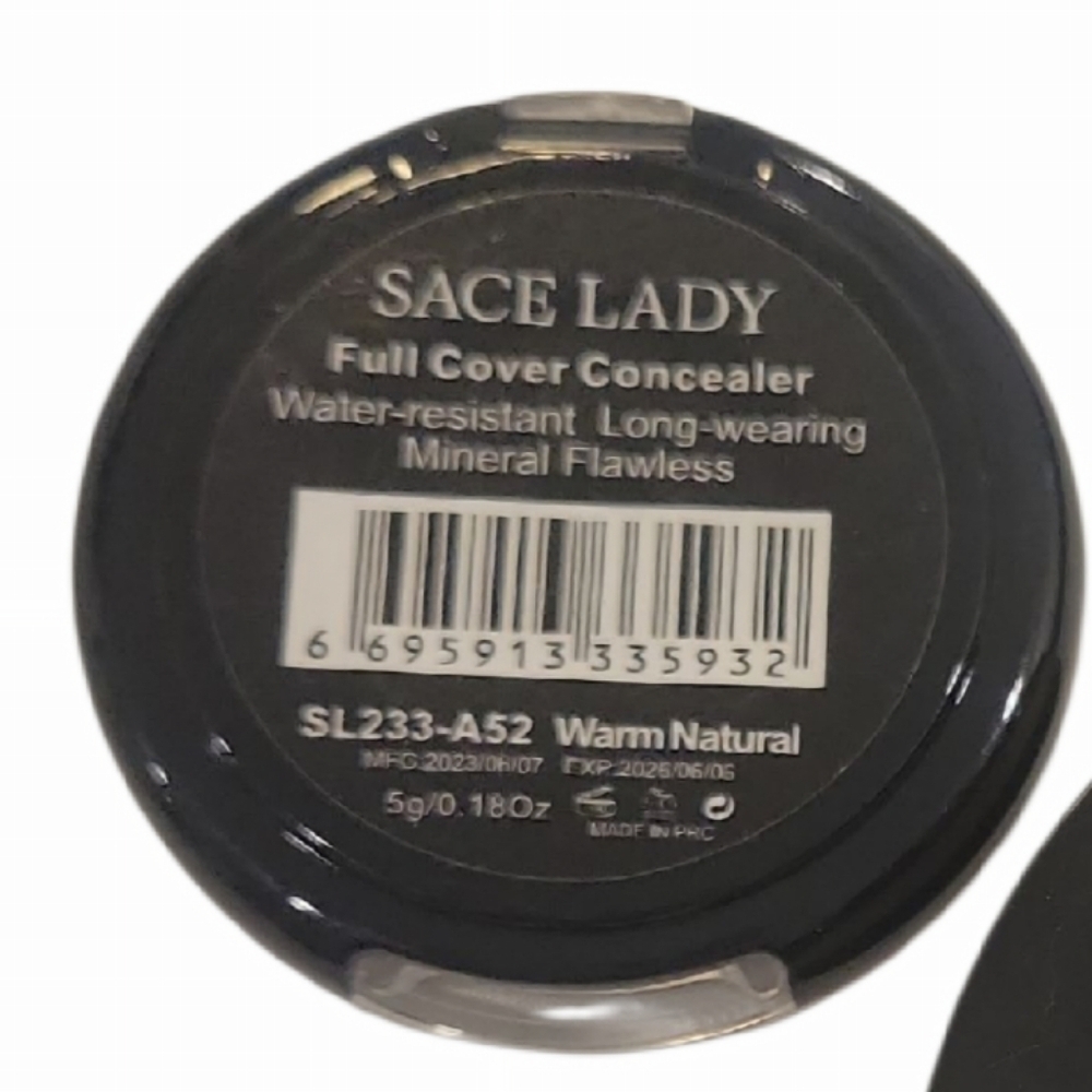 FREE WITH ANY PURCHASE: Pro-Cosmetics Warm Natural Full Coverage Concealer - Picture 2 of 3